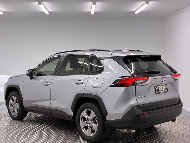 2023 Toyota RAV4 GX 2.5P Hybrid AWD image 5