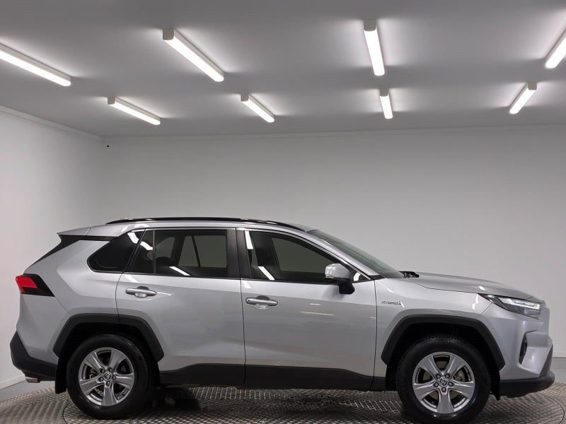 2023 Toyota RAV4 GX 2.5P Hybrid AWD image 2