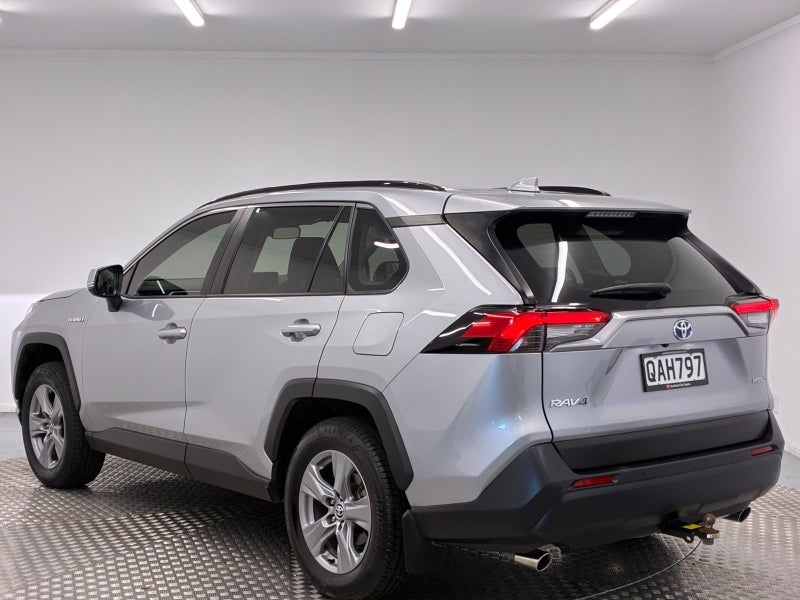 2023 Toyota RAV4 GX 2.5P Hybrid AWD image 5