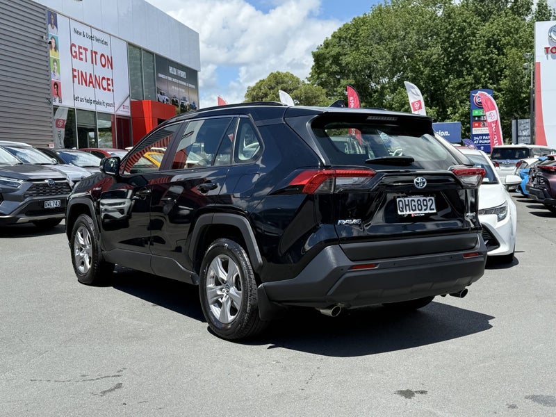 2023 Toyota RAV4 GX 2.5P HYBRID AWD image 3