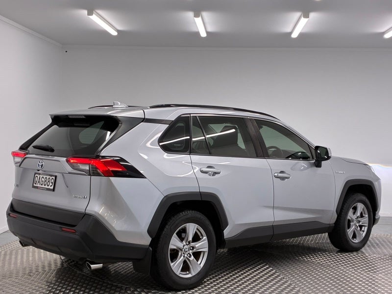 2023 Toyota RAV4 GX 2.5P Hybrid AWD image 3