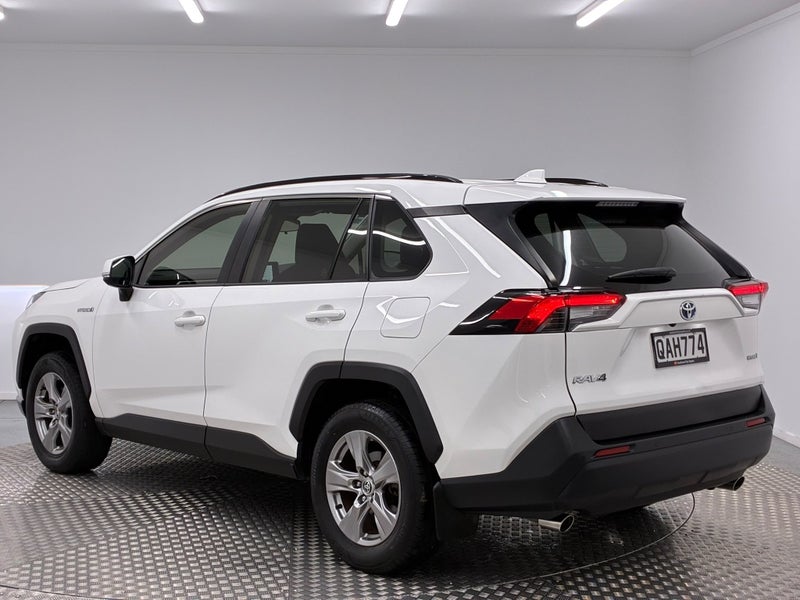 2023 Toyota RAV4 GX 2.5P Hybrid AWD image 5