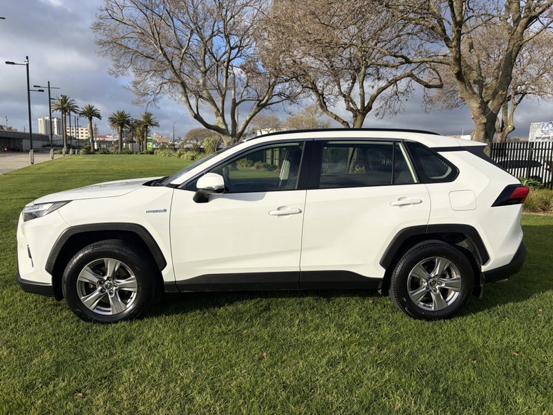2023 Toyota RAV4 GX 2.5P Hybrid AWD Automatic S... image 4