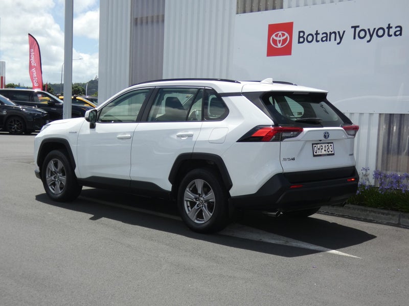 2023 Toyota RAV4 GX Hybrid AWD image 3