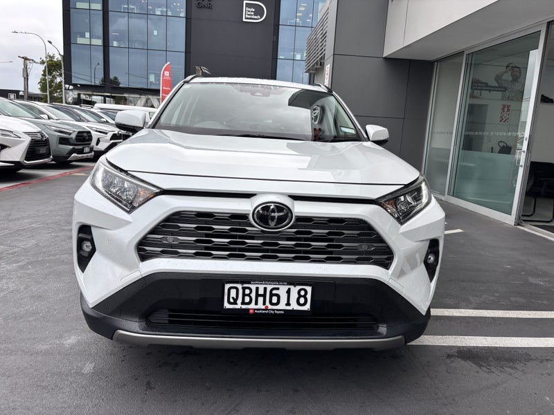 2023 Toyota RAV4 GXL 2.0 PETROL ECONOMICAL SUV image 4