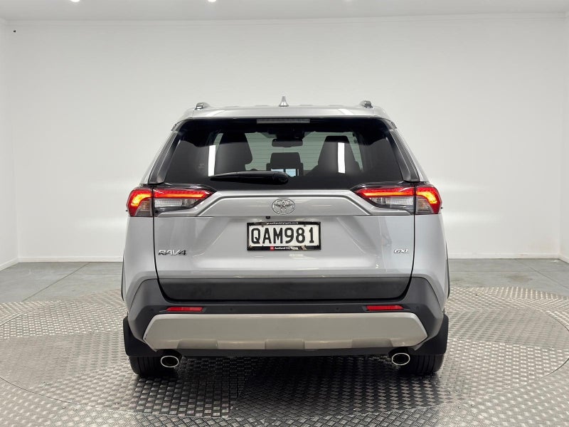 2023 Toyota RAV4 GXL 2.0P image 4