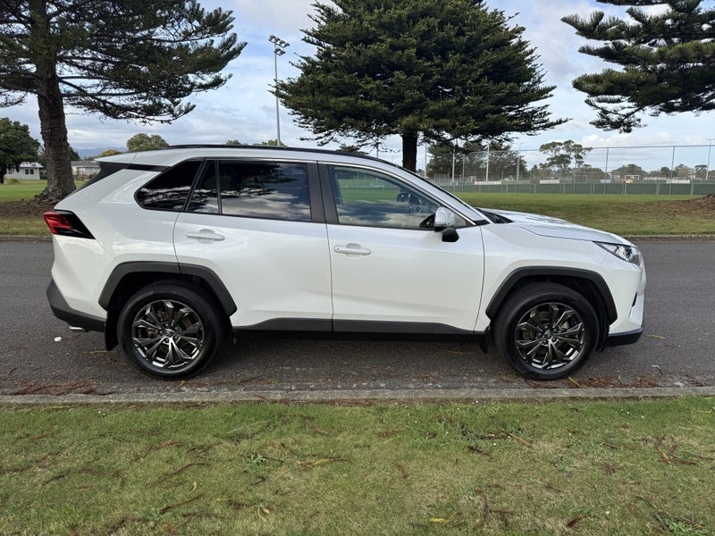 2023 Toyota RAV4 GXL 2.0P CVT Automatic FWD SUV image 2