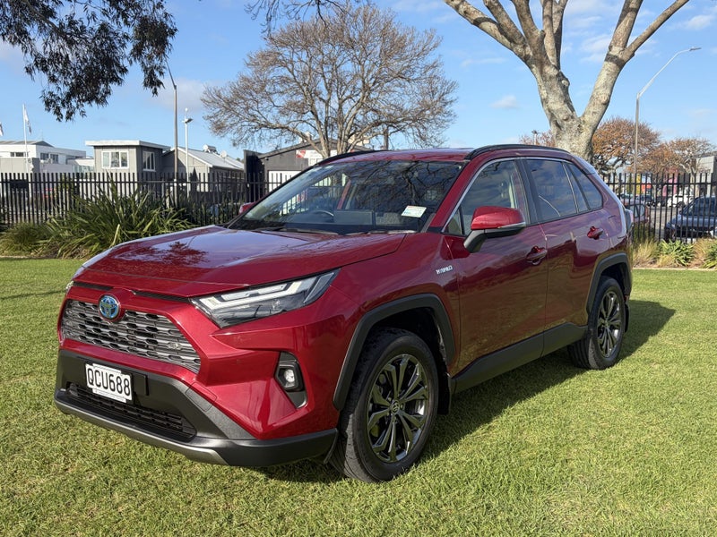 2023 Toyota RAV4 GXL 2.5 Hybrid AWD Automatic SUV image 3