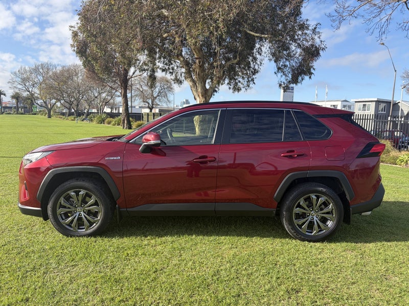 2023 Toyota RAV4 GXL 2.5 Hybrid AWD Automatic SUV image 4