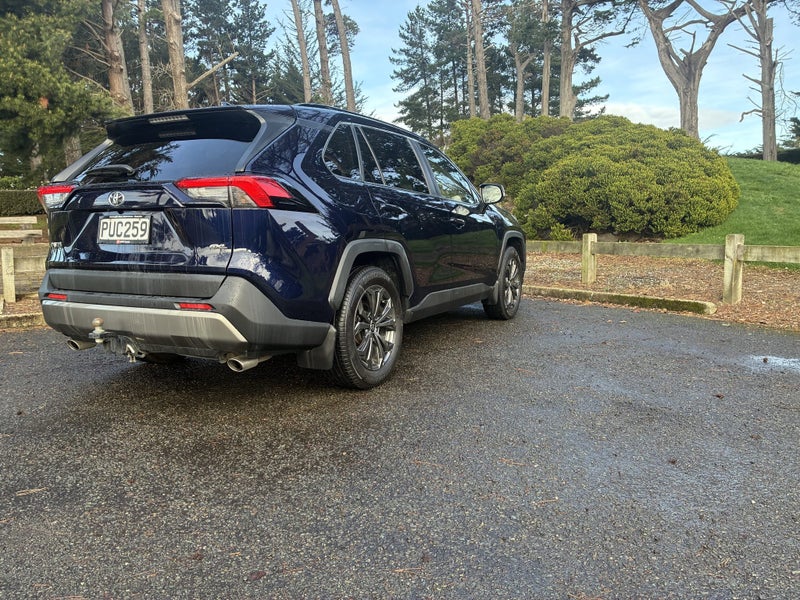 2023 Toyota RAV4 GXL 2.5P image 3