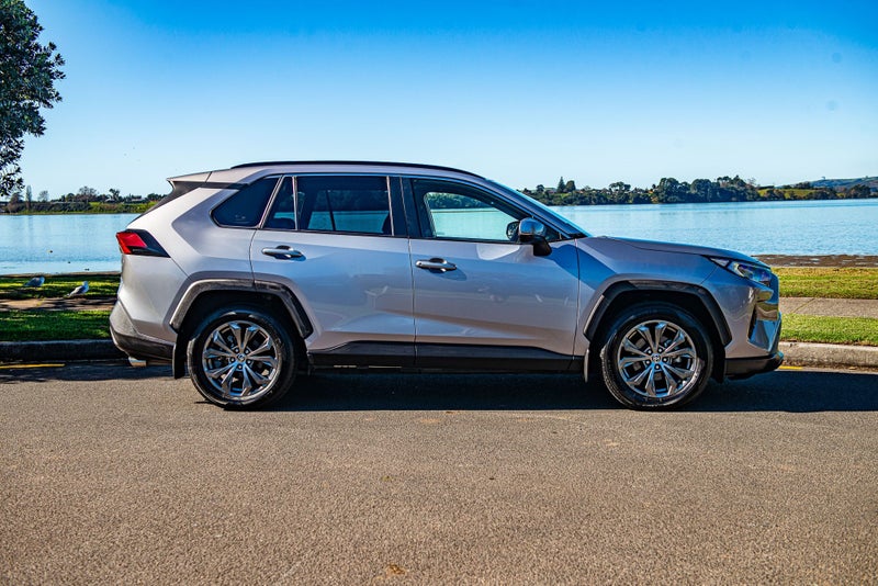 2023 Toyota RAV4 GXL 2.5P 8AT AWD image 5