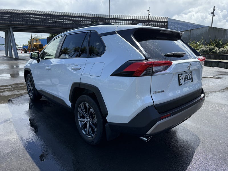 2023 Toyota RAV4 GXL 2.5P Automatic AWD SUV image 5