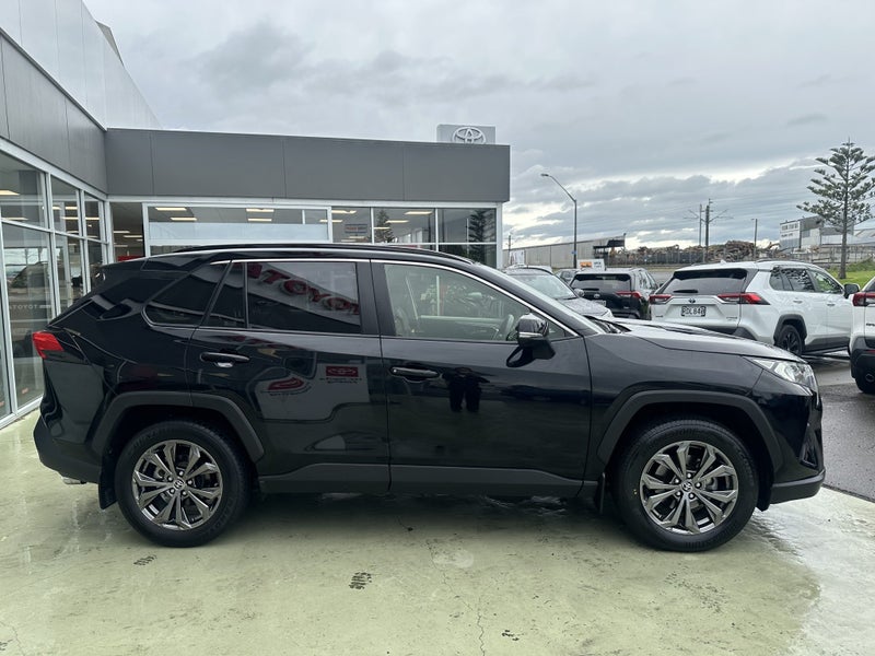 2023 Toyota RAV4 GXL 2.5P Automatic AWD SUV image 5