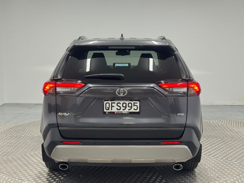 2023 Toyota RAV4 GXL 2.5P AWD image 4