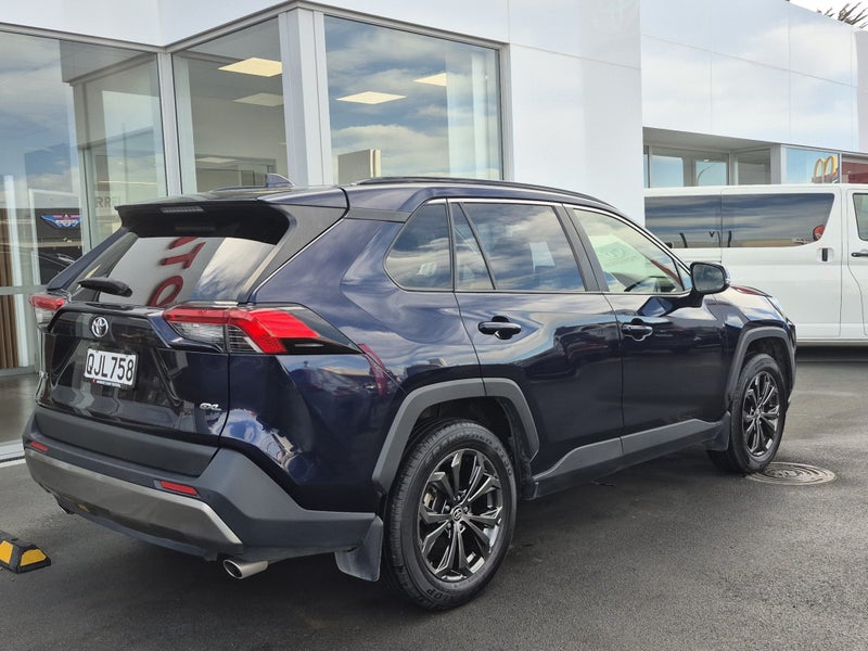 2023 Toyota RAV4 GXL 2.5P AWD Auto image 3
