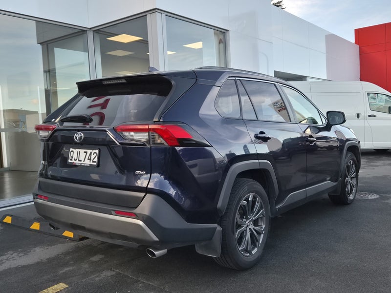 2023 Toyota RAV4 GXL 2.5P AWD Auto image 3