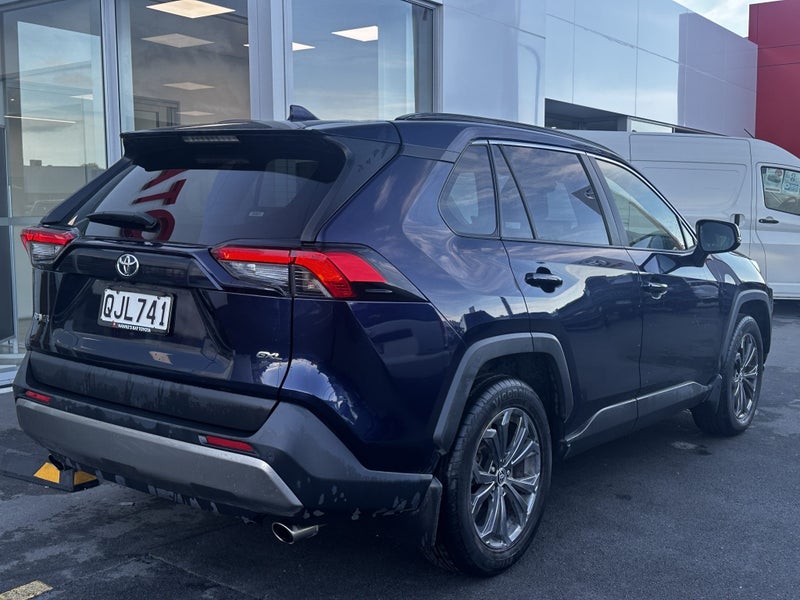 2023 Toyota RAV4 GXL 2.5P AWD Auto image 3