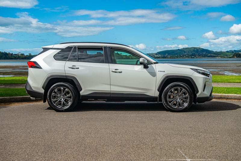 2023 Toyota RAV4 GXL 2.5P HV ECVT AWD image 4