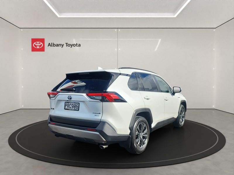 2023 Toyota RAV4 GXL 2.5P HV ECVT AWD SUV/5D/5S... image 3