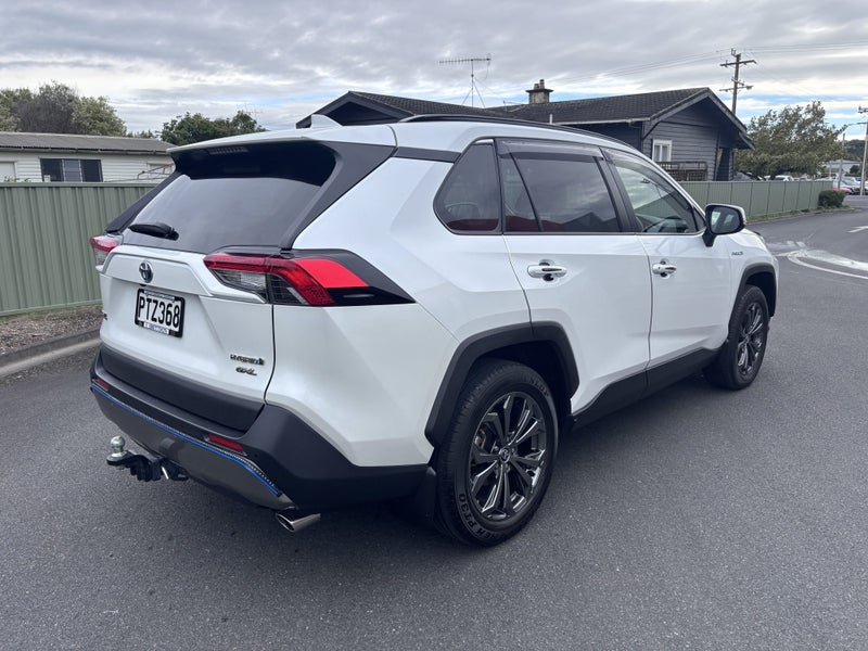 2023 Toyota RAV4 GXL 2.5P HV ECVT AWD SUV/5D/5S... image 3