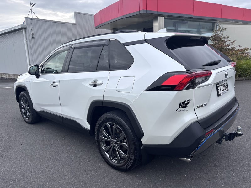 2023 Toyota RAV4 GXL 2.5P HV ECVT AWD SUV/5D/5S... image 5