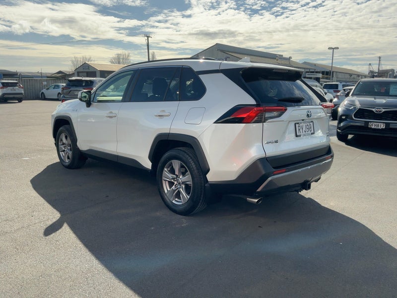 2023 Toyota RAV4 GXL 2.5P HV ECVT AWD SUV/5D/5S... image 5