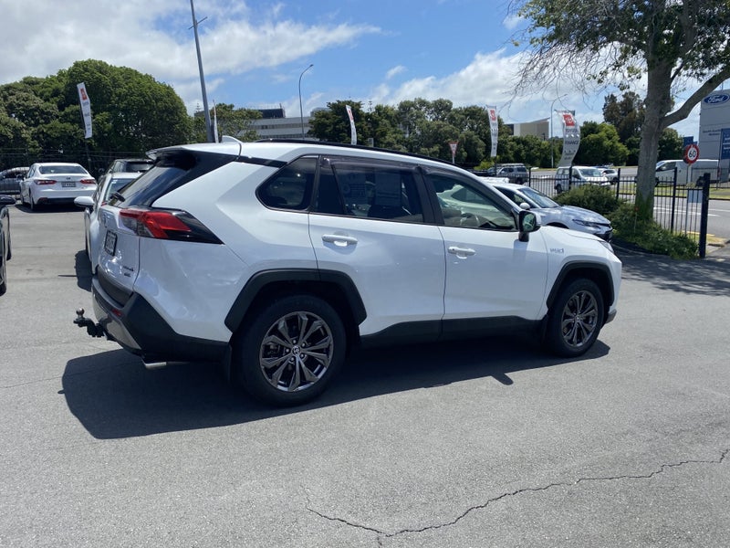 2023 Toyota RAV4 GXL 2.5P Hybrid AWD SUV image 2