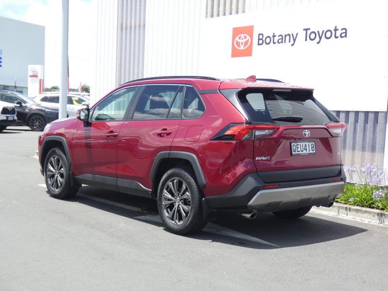 2023 Toyota RAV4 GXL AWD image 2