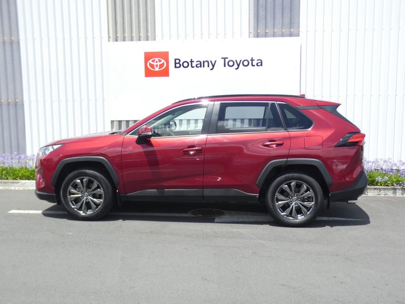 2023 Toyota RAV4 GXL AWD image 5