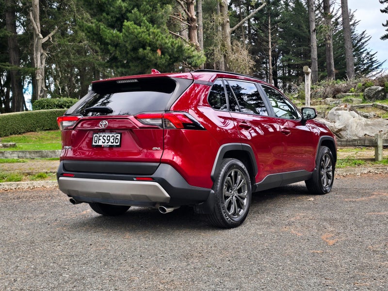 2023 Toyota RAV4 GXL AWD image 3