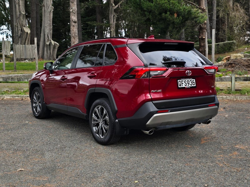 2023 Toyota RAV4 GXL AWD image 5