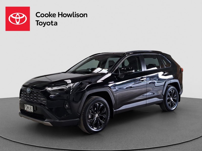 2023 Toyota RAV4 Limited 2.5L Hybrid image 3