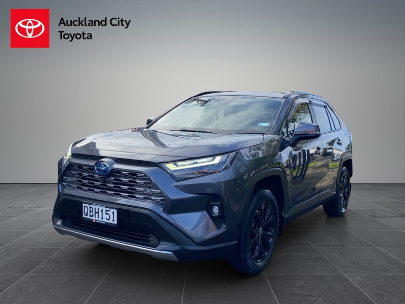 2023 Toyota RAV4 Limited 2.5P HV ECVT AWD SUV/5... image 3