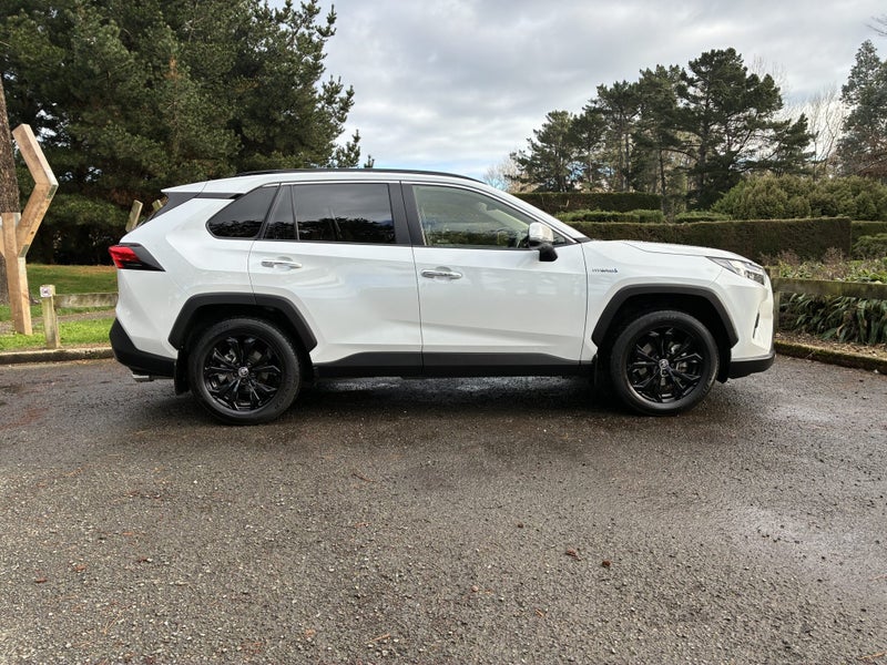 2023 Toyota RAV4 Limited 2.5P HV ECVT AWD SUV/5... image 2