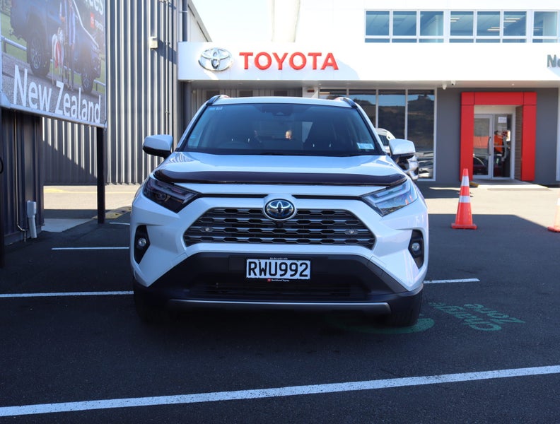 2023 Toyota RAV4 Limited 2.5P HV ECVT AWD SUV/5... image 3