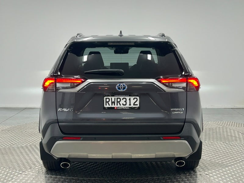 2023 Toyota RAV4 Limited 2.5P HYBRID AWD image 4