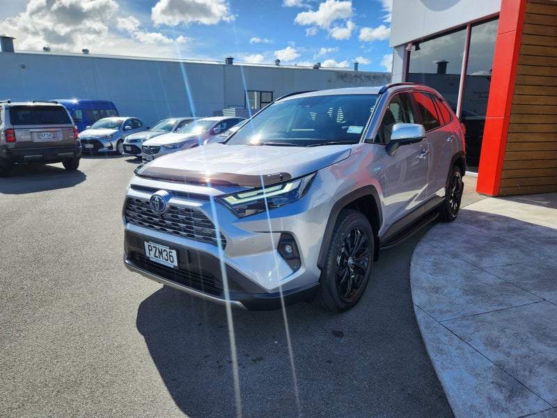 2023 Toyota RAV4 Limited 2.5P HYBRID AWD AUTOMA... image 3
