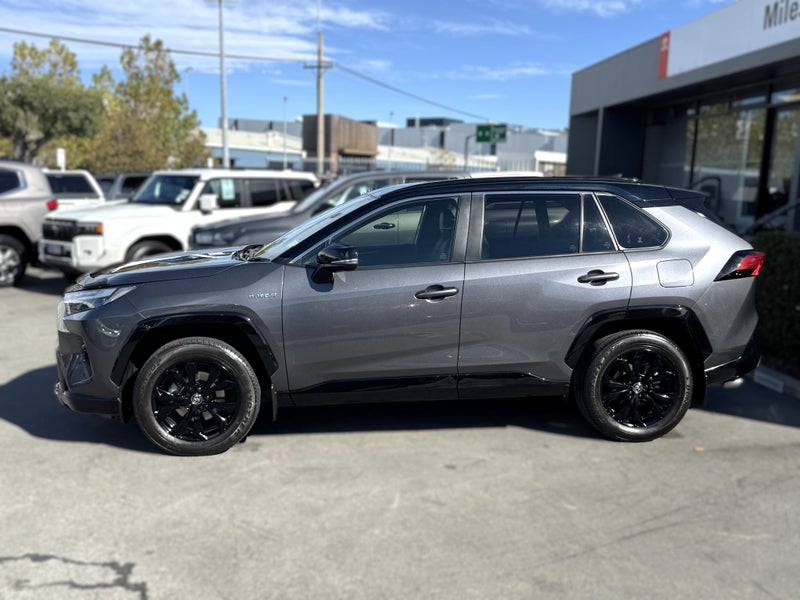 2023 Toyota RAV4 XSE 2.5L HYBRID AWD SUV image 4