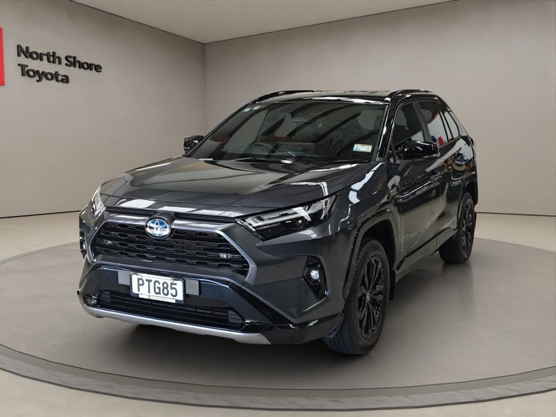 2023 Toyota RAV4 XSE 2.5L Hybrid AWD SUV image 3