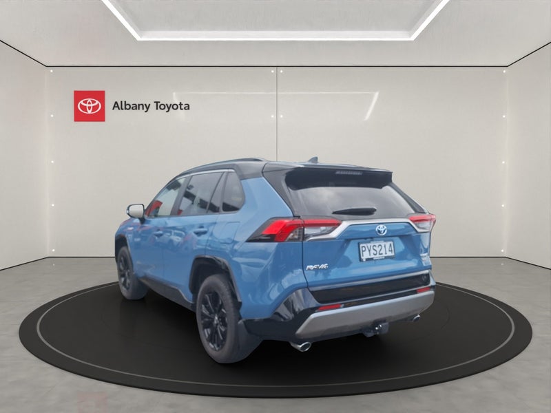 2023 Toyota RAV4 XSE 2.5P HV ECVT AWD SUV/5D/5S... image 5
