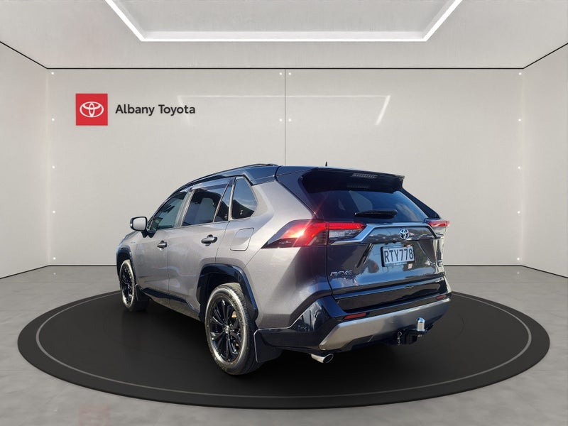 2023 Toyota RAV4 XSE 2.5P HV ECVT AWD SUV/5D/5S... image 5