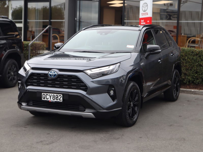 2023 Toyota RAV4 XSE AWD/4WD, Leather image 3