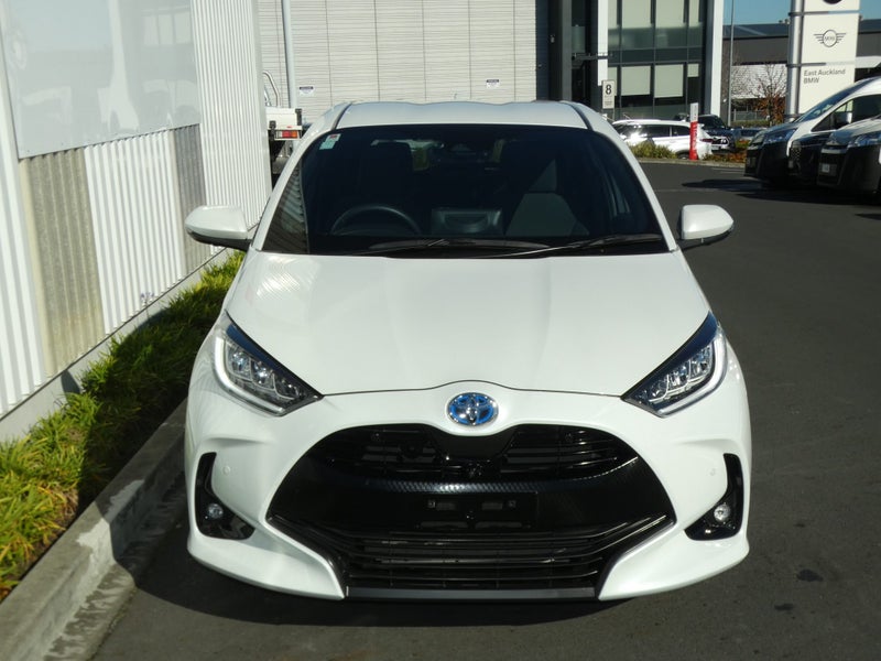 2023 Toyota Yaris 1.5 Hybrid Z 5 Dr Hatch CVT 4WD image 3