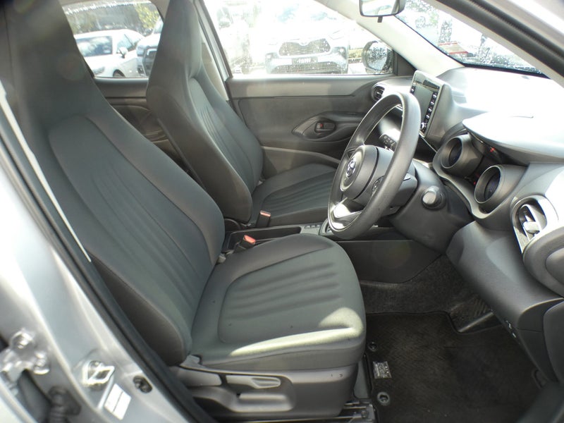 2023 Toyota Yaris Cross 1.5 Hybrid image 2