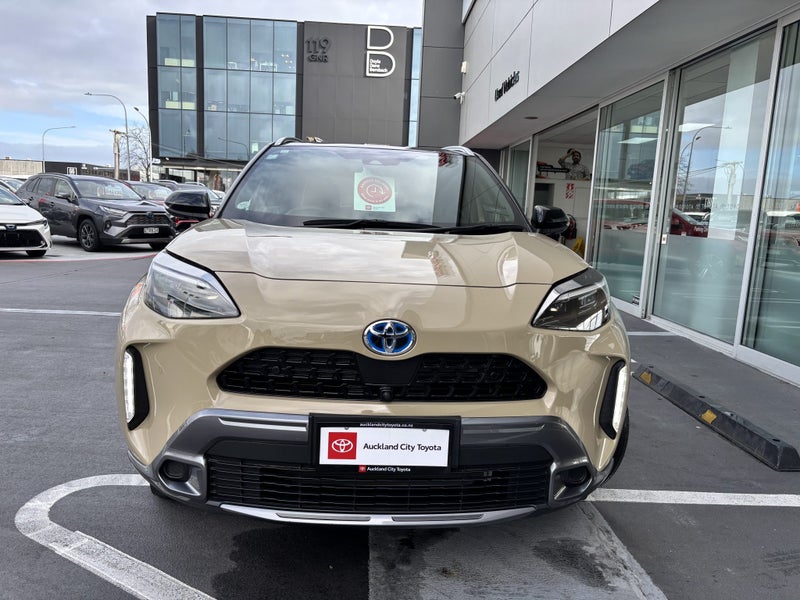 2023 Toyota Yaris Cross 1.5 Hybrid ADVENTURE ED... image 4