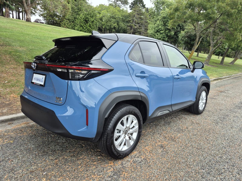 2023 Toyota Yaris Cross 1.5 Hybrid G 5Dr SUV 4W... image 4
