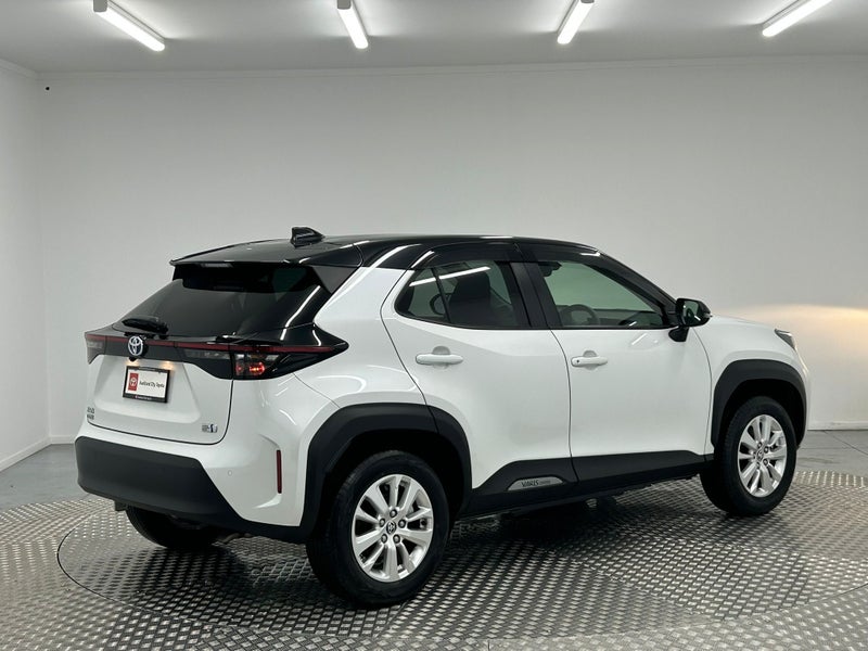 2023 Toyota Yaris Cross 1.5 Hybrid G image 3
