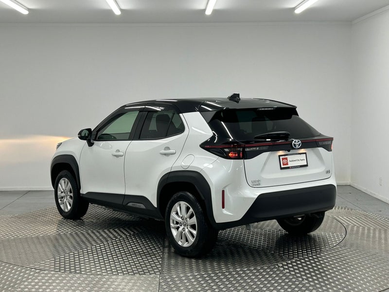 2023 Toyota Yaris Cross 1.5 Hybrid G image 5