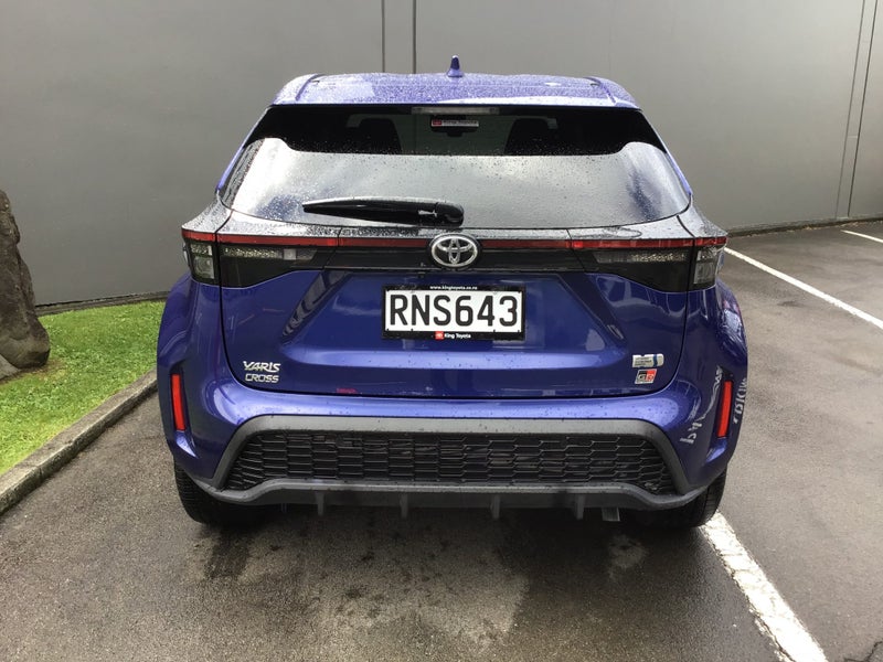 2023 Toyota Yaris Cross 1.5 Hybrid GR Sport image 3
