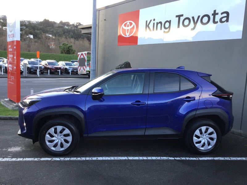 2023 Toyota Yaris Cross 1.5 Hybrid X image 2